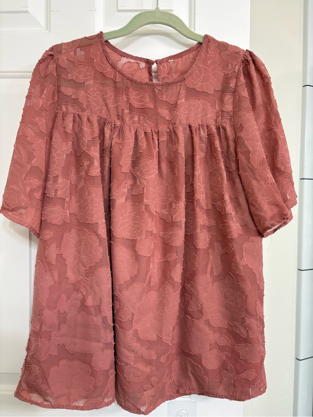 Textured Floral Blouse in Dusty Rose